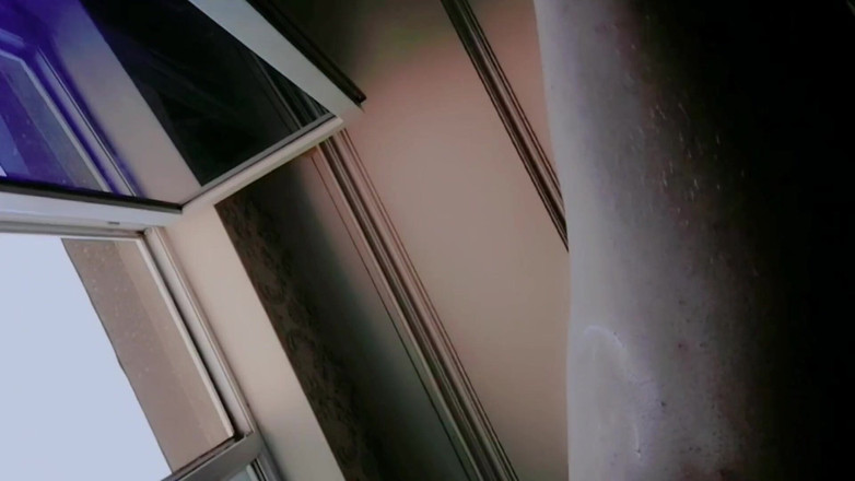 Kitty_Cross: 热辣的大屁股金发同性恋熟女礼服ytuber kitty Cross