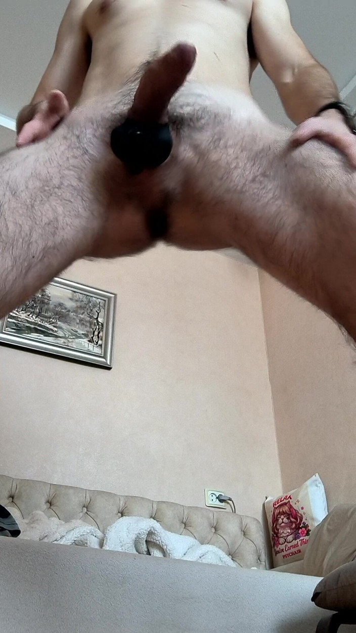 webcamboy98: Ich teste mein neues sextoy: Vibrator für eier