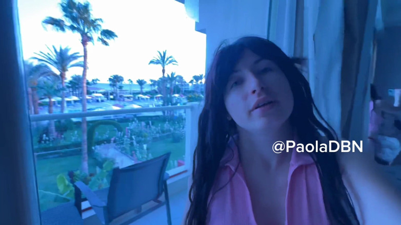 PaolaDbn: 파올라는 화장실에서 엉망이야