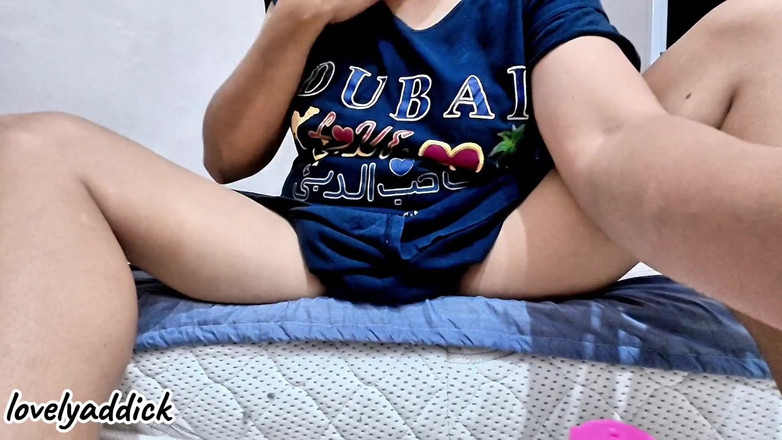 Lovelyaddik: Pinay Ofw kom från Dubai ensam hemma