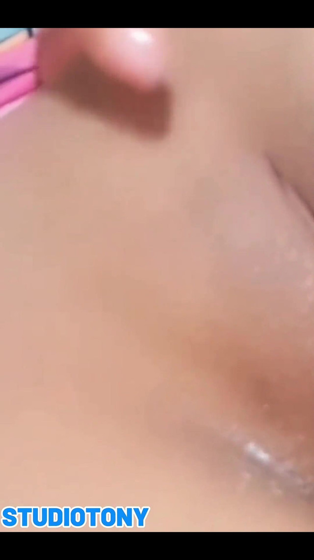 My Ex-girlfriend Gives Me a Blowjob (Studiotony)