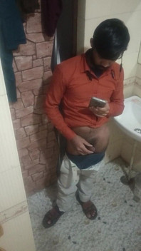 El Video Lo Grabé Yo Mismo, Solo En El Baño.