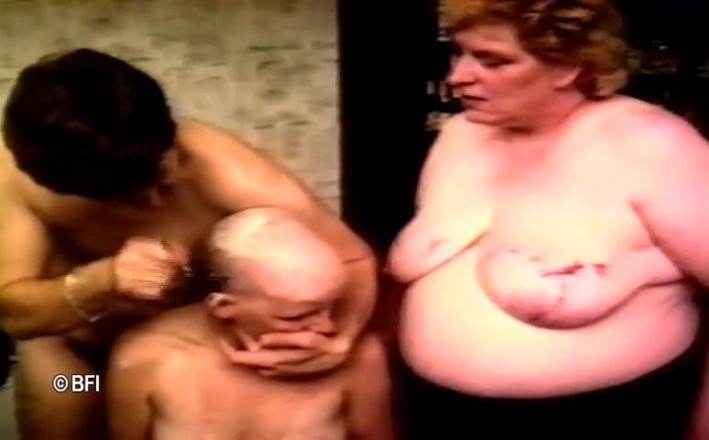 House of lords and mistresses in the spanking zone: ついにお仕置きされパイパン熟女。
