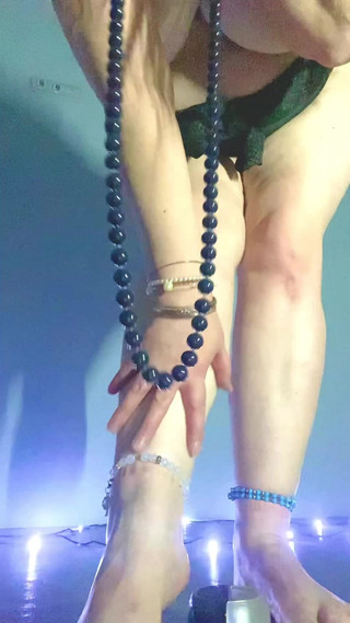 VikkiGeorgia: Etnik seksi dans