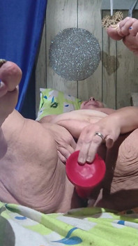 Open Pussy Wide for Cock Inside