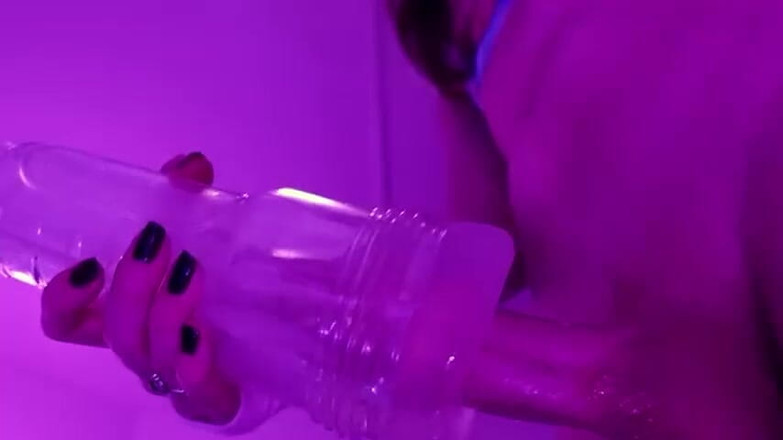 Fer fer sissy: シャワーを浴びて、撫でてイキまくる弱虫ニューハーフフェムボーイ!