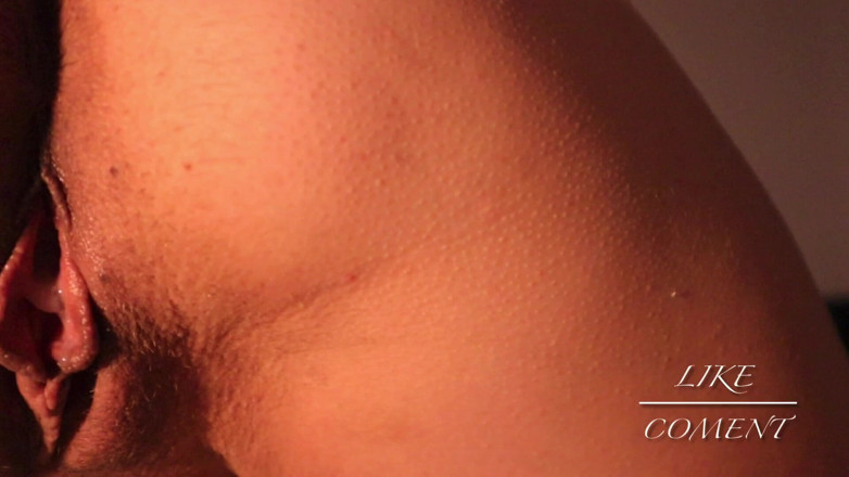 Sitivintage: He eats my pussy, fucks me and cums inside