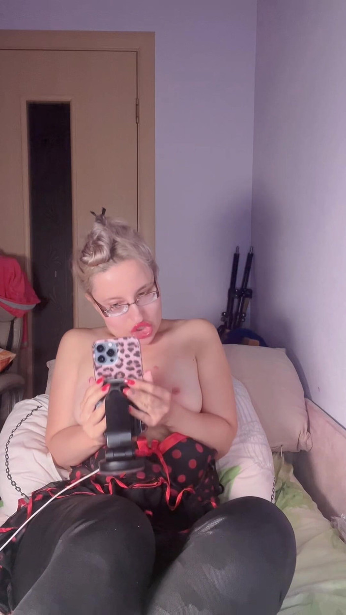 FinDom Goaldigger: Otrok mých koz