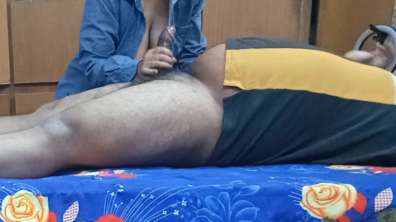 aliabegum: Krásný doktor úžasný žhavý sex s pacientem! Hindský sex