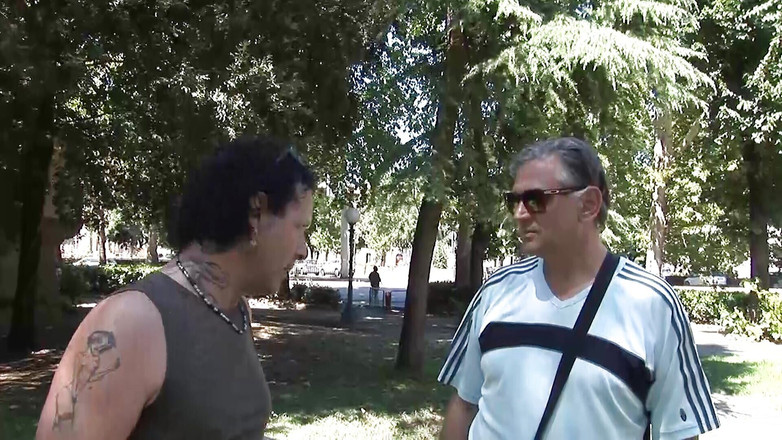 Porno kino: Zwei mollige deutsche damen und zwei beladene stangen in hardcore-action