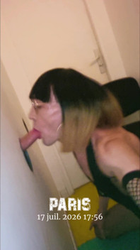 Gloryhole.. ¹ Sexshop•ciné L'annexe Du Sexodrome Paris⁹ Vanessabitchx