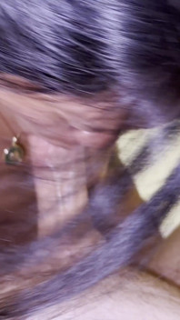 Filipineză matură sexy cu vedere la persoana 1 cu pizda păroasă călărește până la ejaculare înăuntru cu picurare - Lexxi Wett