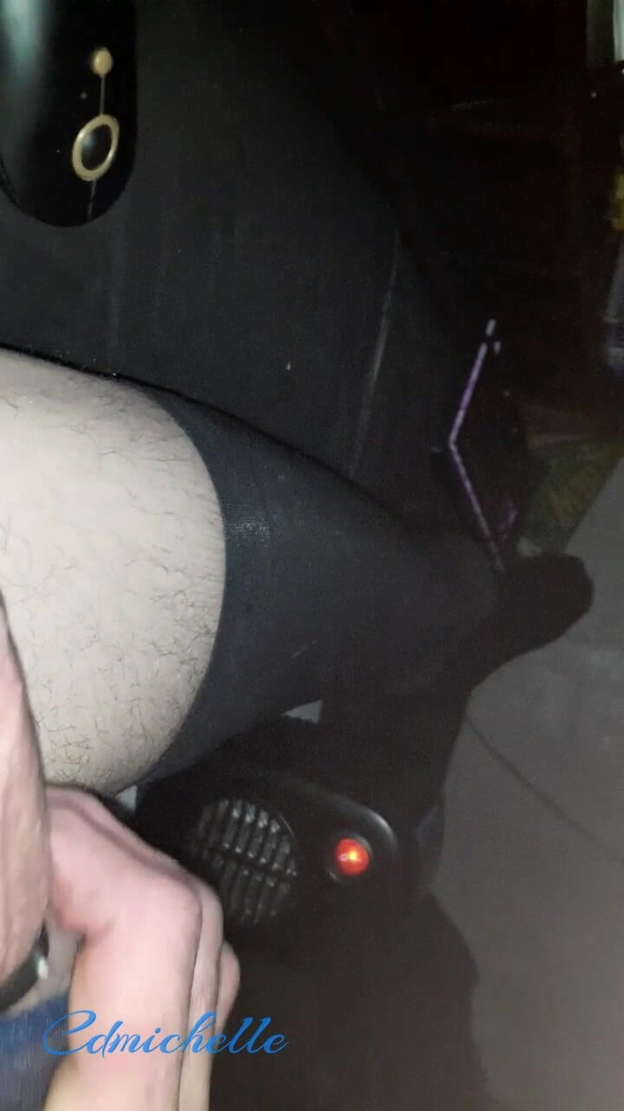 Crossdressers Cd Michelle wearing sexy lingerie: Crossdresser Cdmichell Cums Velká Nálož V Modré Onepiece Kombinéze