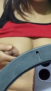 Indická bhabhi má videohovor se sexem