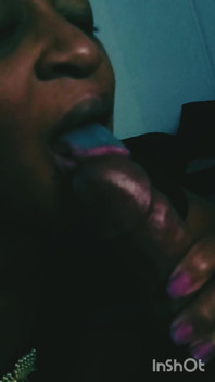 Succubusul gurii albastre!