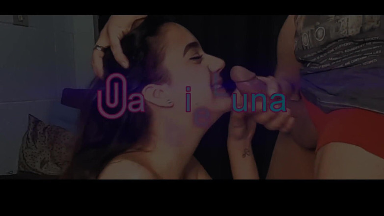 Gabbie Luna: Naughtyが大きなペニスをしゃぶり、その上でイくまで彼女の中に射精する