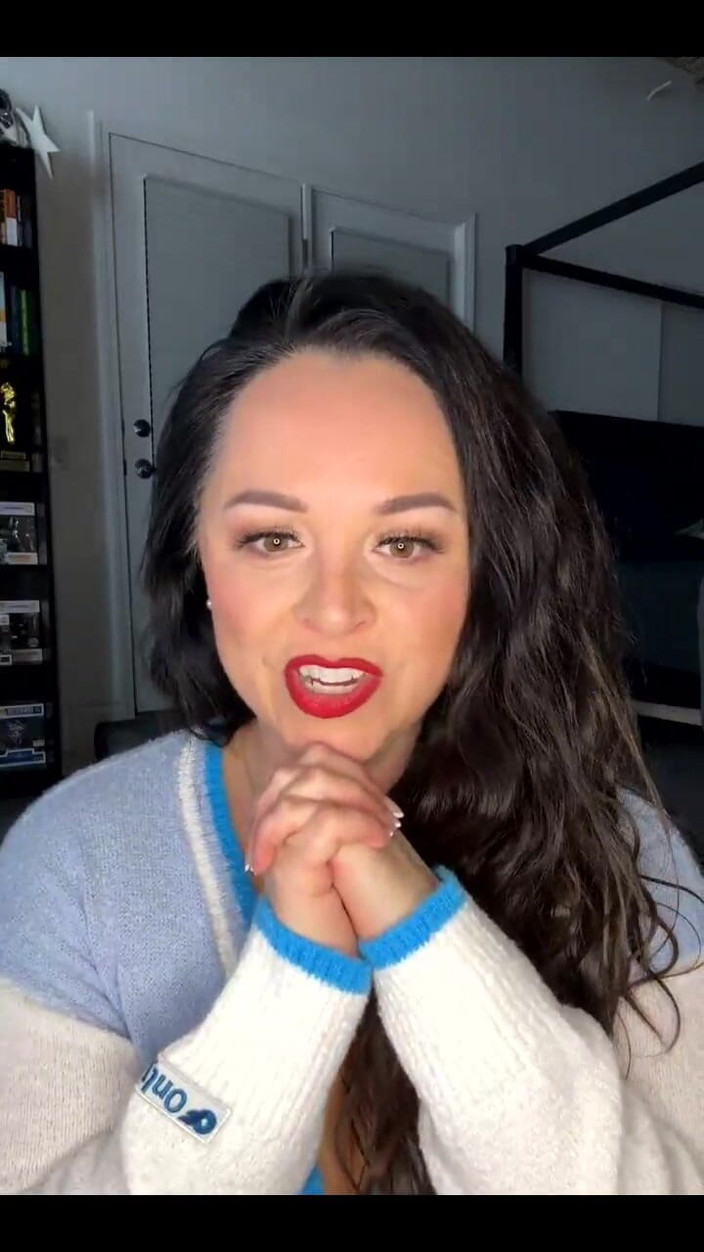 Amanda Thickk: Hallo Welt