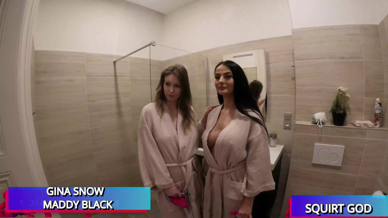 Squirt God: Gina Snow ve Maddy Black'in Matt ve Dean ile fışkırtmalı...