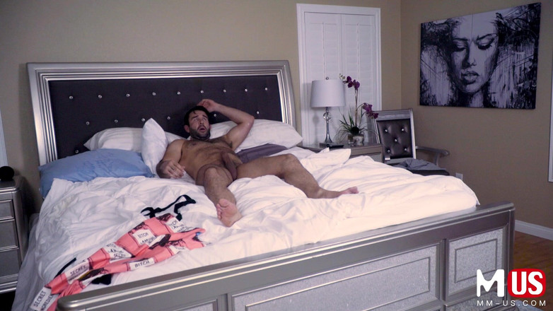 Jerkaoke: Ashley vstoupí do vašeho pokoje pro vaše potěšení