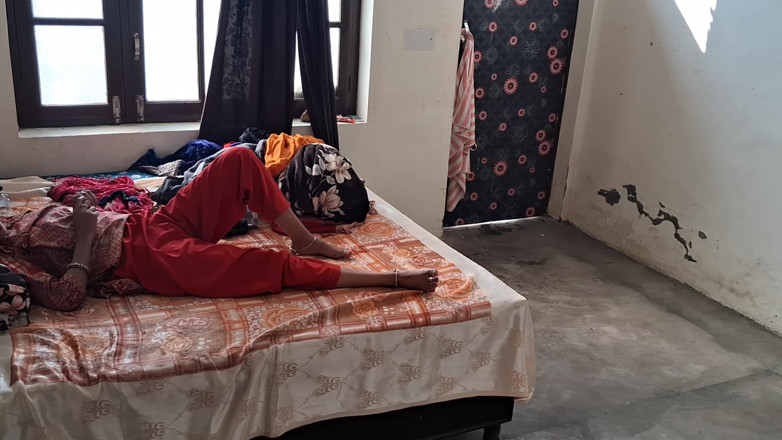 Smothgame: Viral Video Captured by Camera College Girl