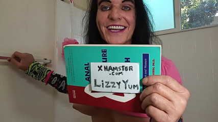 Lizzy Yum: リジーヤム2022