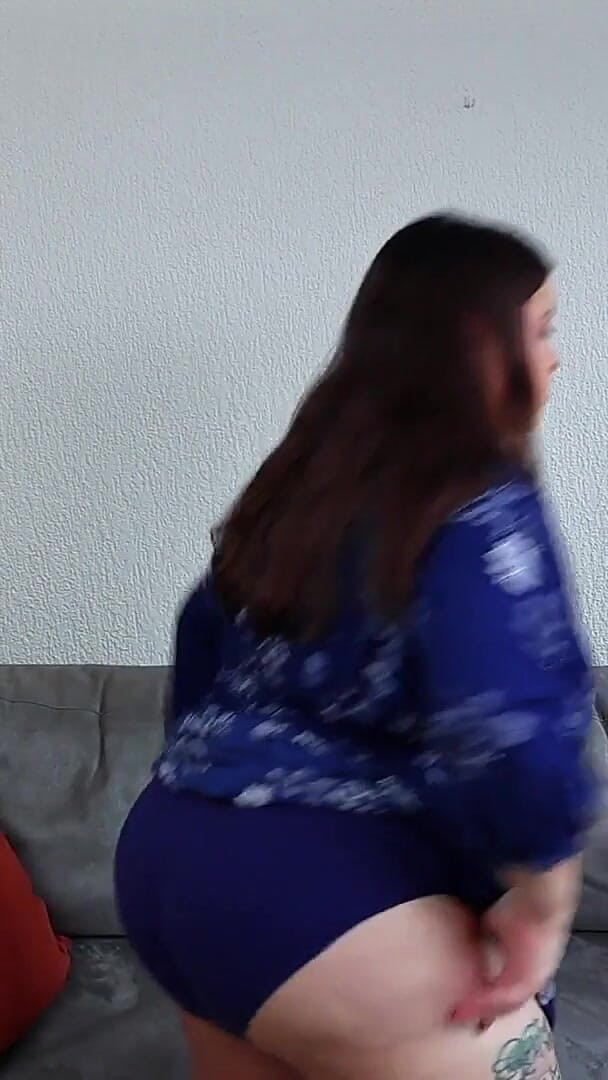 Sydney screams fetish: Turning and Training Step-mom
