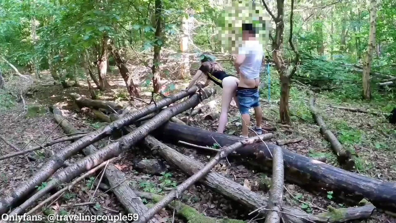 Dream Justin: Gorąca ledwo legalna laska dostaje jebana w lesie, seks w...