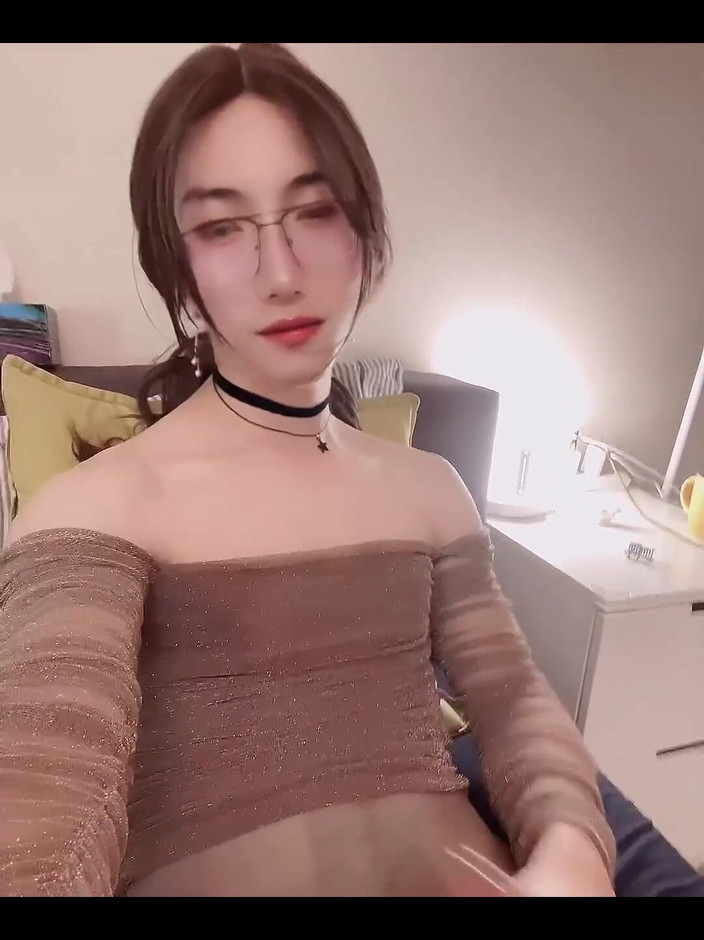 Eva Pans: 3718982293.mp4