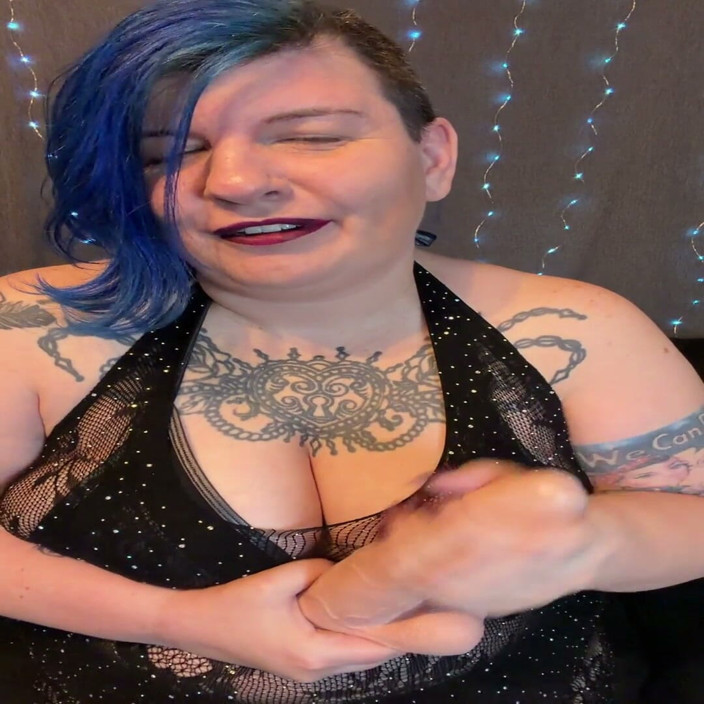 Miss quinn Cater: Instrucțiuni de masturbare cu Missquinn și pula ei mare, dar trebuie...