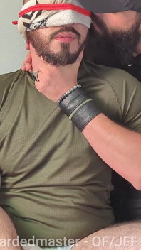 Bearded Master Edging Bear Alessio Venezi