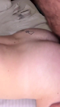 Bearfilms Brodacz Niedźwiedź Beau Deco zerżnięta przez Nicka Maduro
