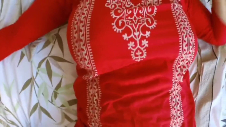 FloweryMask42: Pákistánský bhabhi Sex s Davarem