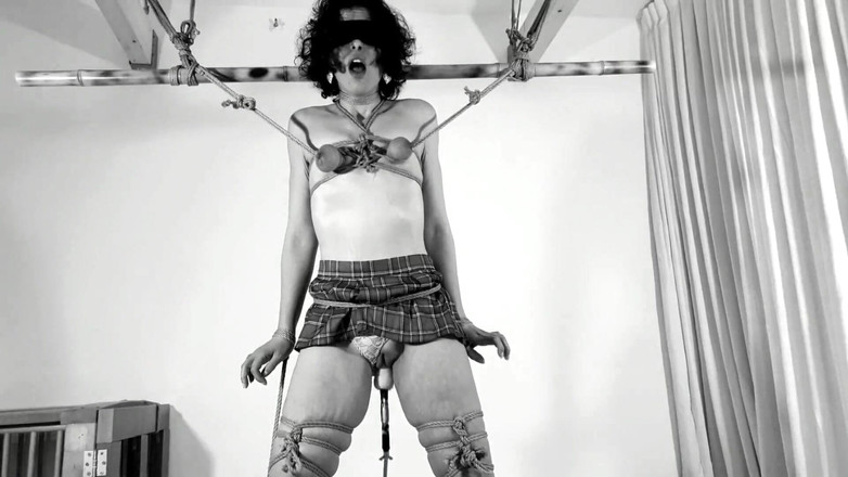 Bdsmlovers91: Potlesk ve stoje: Poprvé s novým šukacím strojem - Bdsmlovers91