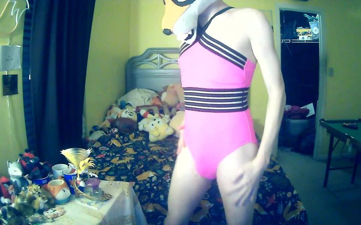 FoxieHikari: Foxxo striptýz a dojí se sám v růžovém Swimsuit.mp4