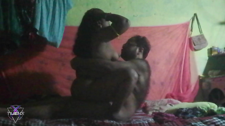 TijehX: Hermosa india gordita bhabhi follada y disfrutada por cuñado