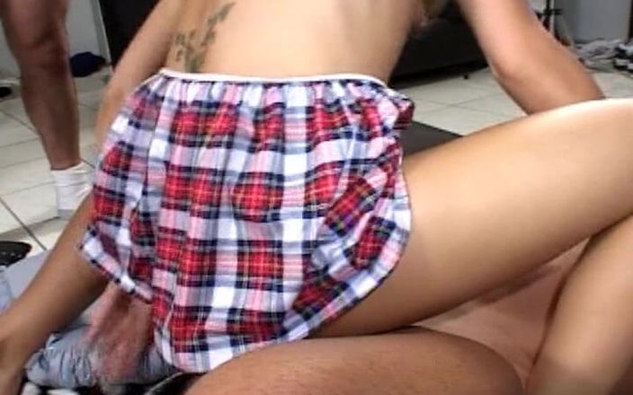 Lovers Of Vintage: Cock Hungry Teen Got Double Penetrated in Gang Bang
