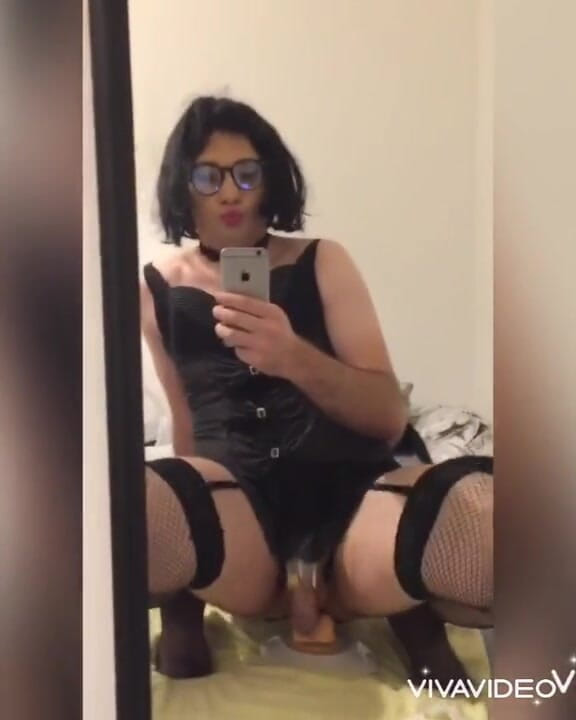 Sissyvalerie69: 我每天都训练我的屁股，因为我想成为一个完美的婊子