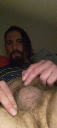 Ridemehard13 masturbare solo