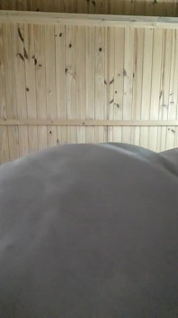 Sexy Obryně sedí na tvém obličeji