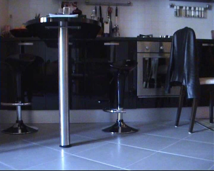 Nyllady: Joc cu pantofi în ciorapi negri și pompe roz