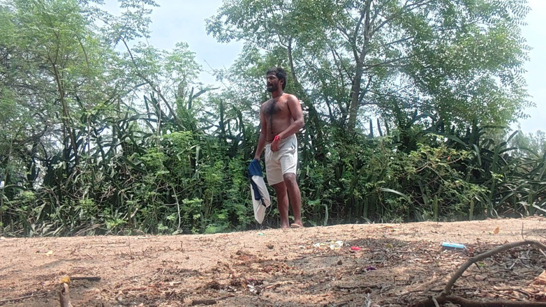 KUMBHA MANOJ KUMAR: Xhard Arival Village Forrest caçando