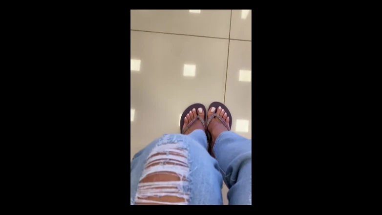 Goddess Kiffa Cuck Lost Bet and Had to Lick Dirty Sandals
