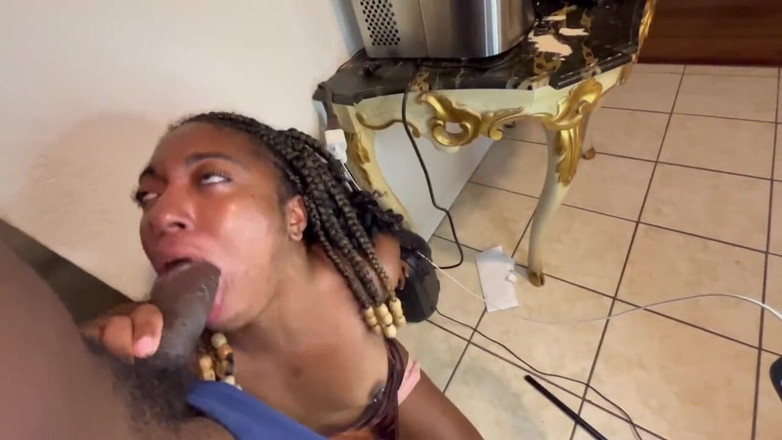 Fijii pornbox: Anh ấy nói với tôi rằng anh ấy sẽ trả cho tôi 100 đô...