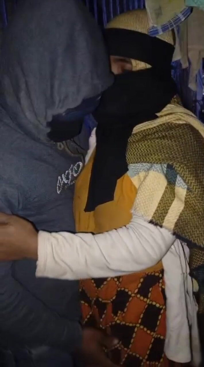 Real Time Enjoy: Pieprzyłem przyrodnią siostrę w pustym domu w zimową noc