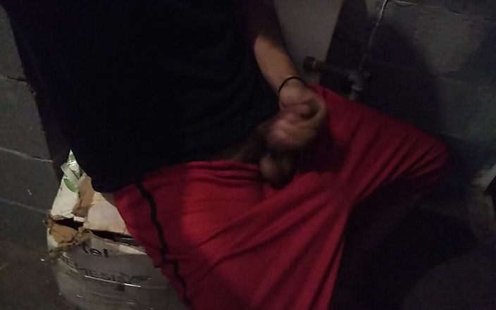 AlexAlejandro13: Ich wollte auf der toilette sein
