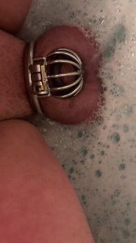 Pissen in Der Badewanne