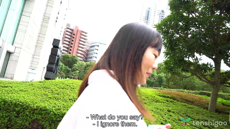 Tenshigao: Menina japonesa do call center Miss Shoko Moriwaki chega a...
