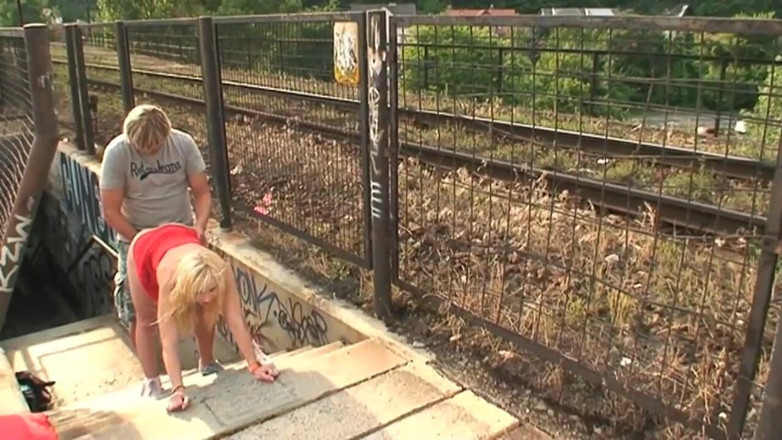East Public: He fucks the blonde girl and cums in his mouth...