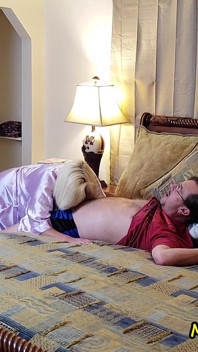 Manželčin přítel je skutečná děvka