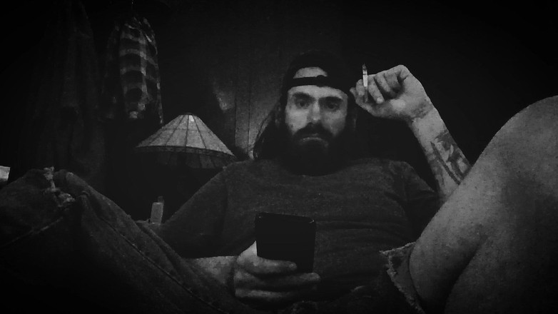 Rob Strokes: タバコを吸う